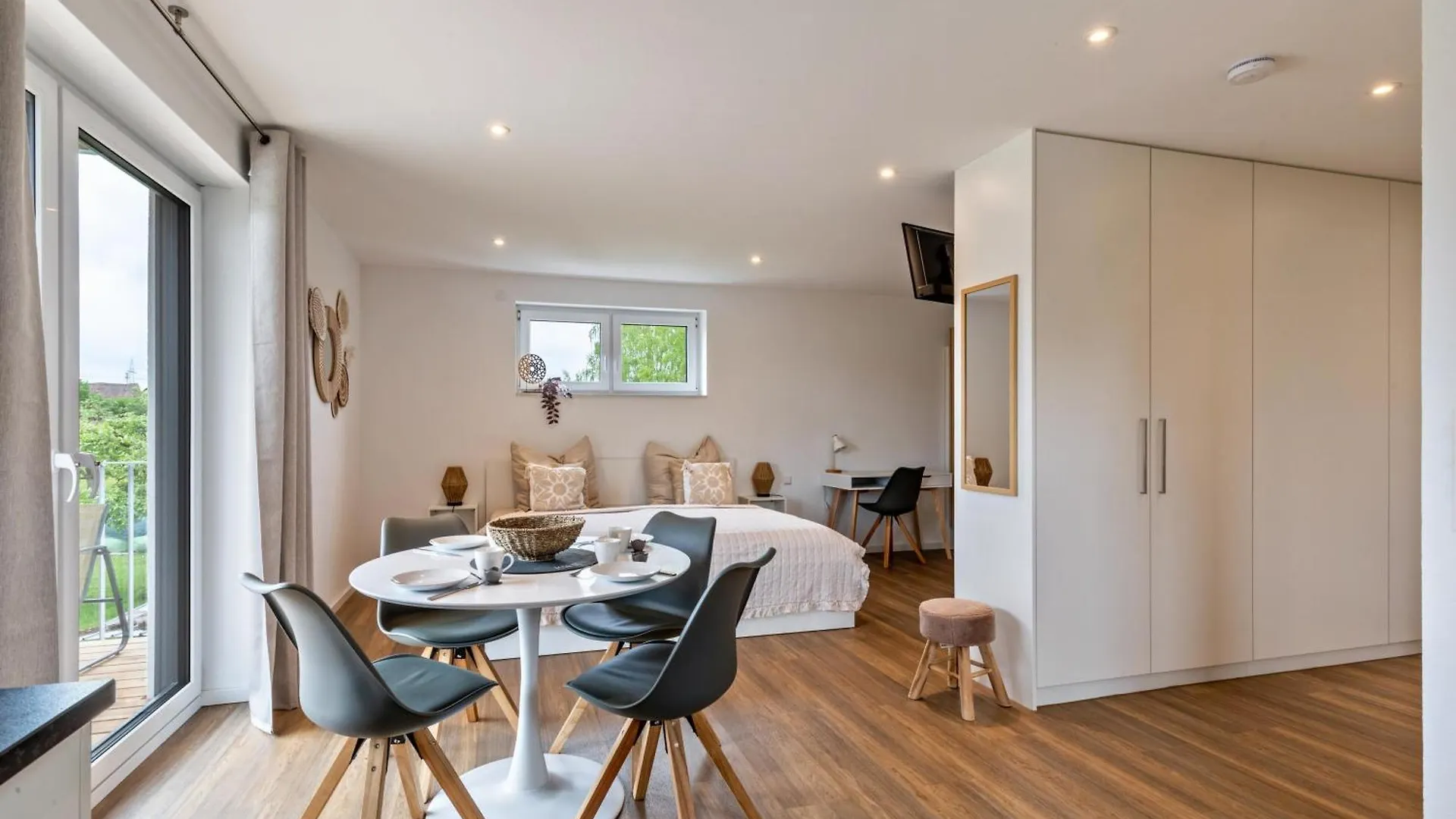 Studio 4 Parkside Apartments Günzburg